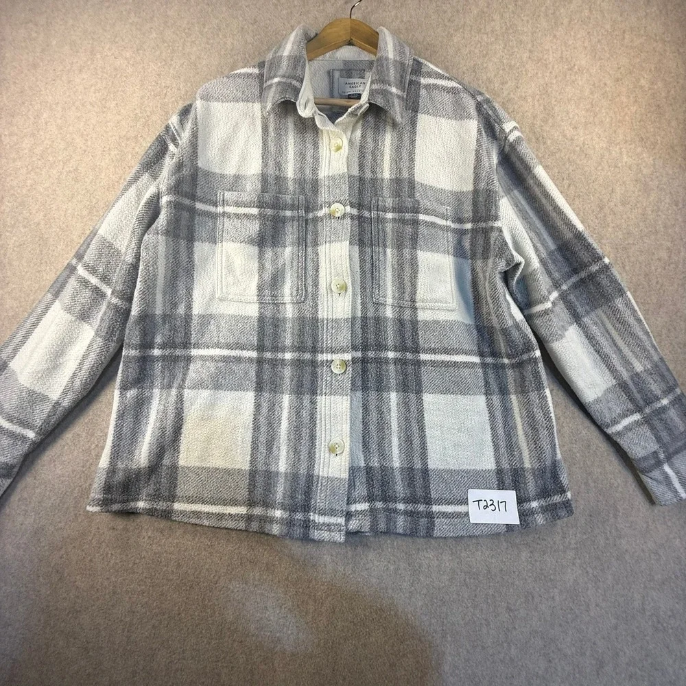 American Eagle Plaid Fleece Shacket Mens Medium Grey White Button Front Jacket